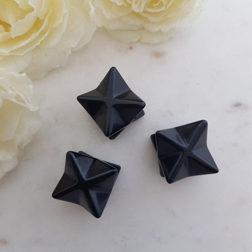 Black Obsidian Merkabah (assorted. approx. 2x2cm)