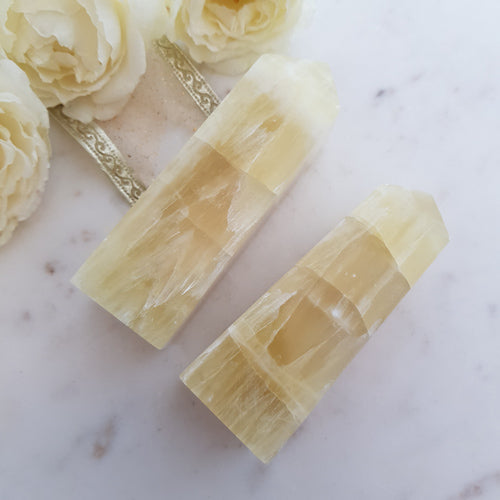 Lemon Calcite Obelisk (assorted. approx. 10-11x3x3-3.5cm)