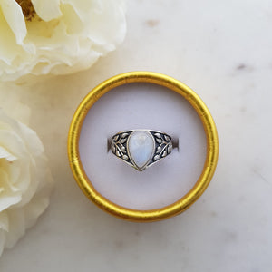 Rainbow Moonstone Teardrop Ring With Leaf Pattern