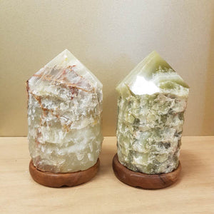 Banded Calcite Point Lamp (assorted. approx. 17.5-18x10.3x9.5-10.3cm)