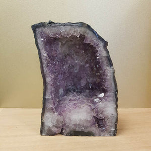 Amethyst Geode (approx. 23x16.5x12cm)