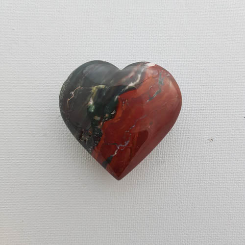 Bloodstone Jasper Heart (approx. 5.5x5.6x2.5cm)