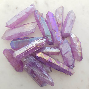 Purple Electroplated Quartz Natural Point (assorted. approx. 5.3-8.1x1.4-1.8x1.9-2.3cm)