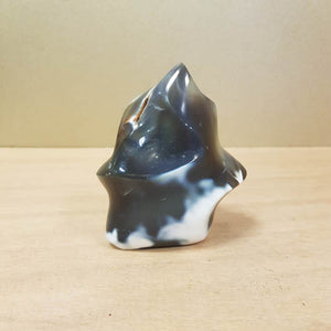 Orca Agate Flame (approx. 8.8x7.5x5.5cm)