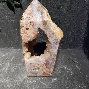 Pink Amethyst Partially Polished Geode (approx. 19.3x10.7x7.2cm)