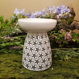 White With Black Floral Pattern Ceramic Oil Burner (approx 11.5x9x9cm)