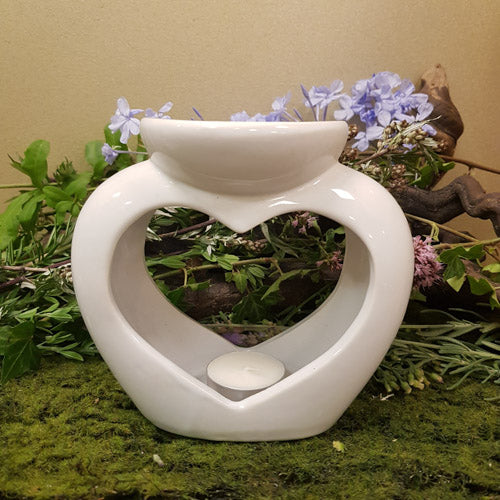 White Ceramic Heart Shaped Double Dish Oil Burner (approx 15x13.5x9cm)