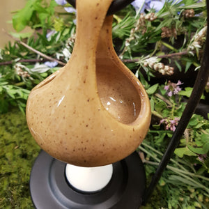 Tan Teardrop Shape Hanging Oil Burner with Stand (approx 19x10x7cm)