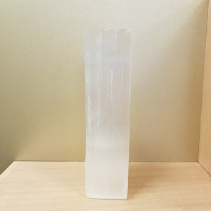 Selenite Rectangular Lamp (assorted. approx. 29.5x7.5x7.5cm)