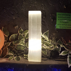 Selenite Rectangular Lamp (assorted. approx. 29.5x7.5x7.5cm)