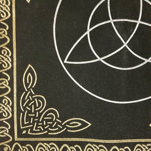 Triquetra Divination Cloth (approx 50x50cm)