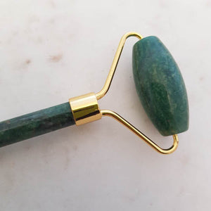 Green Jade Massage Roller (assorted. approx. 14.5x5.5cm)