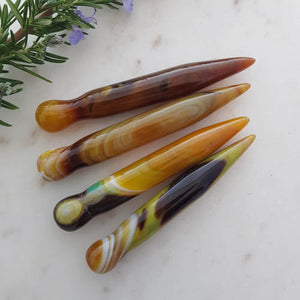 Dyed Agate Gua Sha Massage Stick (assorted. approx. 10x1.2cm)