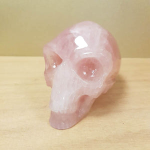 Rose Quartz Alien Skull (approx. 8.5x6.7x14.9cm)