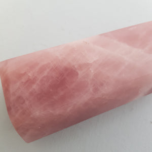 Rose Quartz Point. (approx. 16x6x4.5cm)