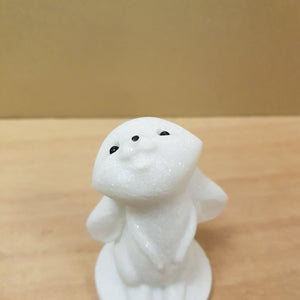 White Calcite Rabbit (approx. 10.2x6.4x6cm)