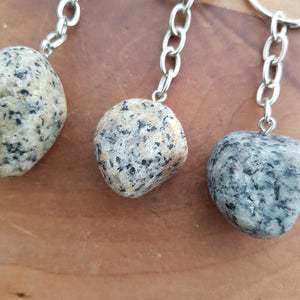 Kiwi/Sesame Jasper Tumbled Keyring