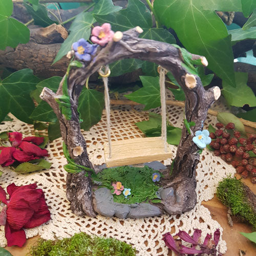 Fairy Garden Swing (approx. 10.5x9cm)