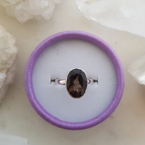 Smokey Topaz Oval Ring (sterling sIlver)