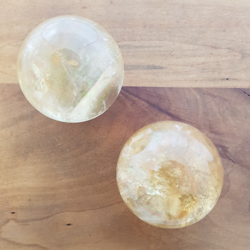Golden Honey Calcite Sphere (assorted. approx. 4.2-4.4cm diameter)