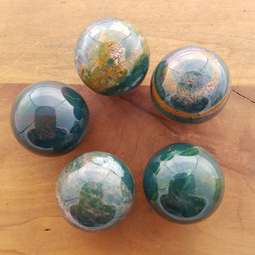 Bloodstone Sphere (assorted. approx. 4x4cm)