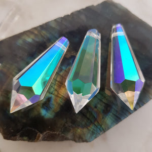 Clear Aurora Faceted Dart Prism