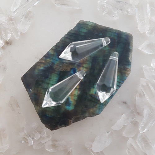 Clear Faceted Glass Dart Prism (approx. 38x14mm)
