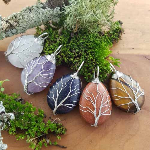 Crystal Wrapped in Wire Tree Pendant (assorted. silver metal)