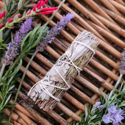 White Sage & Rosemary Cleansing & Blessing Stick/Bundle (approx. 12x3cm)