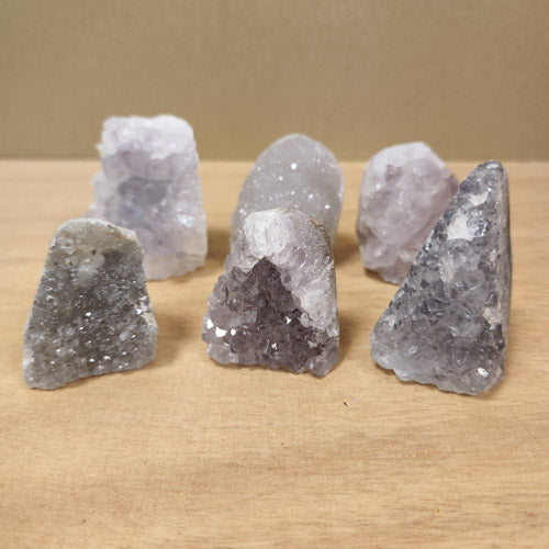 Amethyst Standing Cluster (assorted. approx. 1.9-6.3x3.3-6.6x1.9-5.9cm)