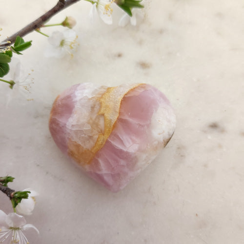 Pink Aragonite Heart (approx. 5.3x4.5x2.1cm)