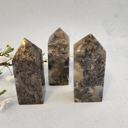 Pyrite & Agate Obelisk (assorted. approx. 8.9-9.4x2.2-2.5x1.5-2.1cm)