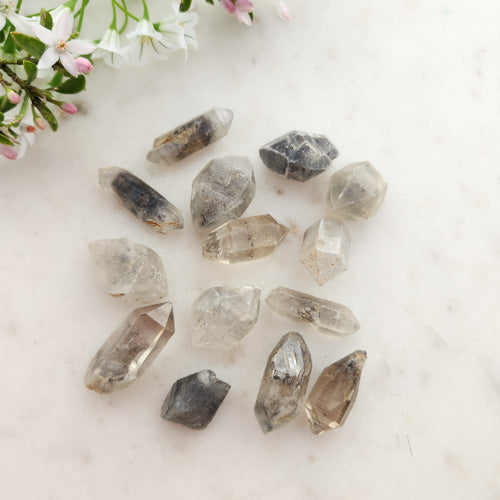 Herkimer Diamond Point (Chinese. assorted. approx. 2.4-3.5x1-1.8cm)