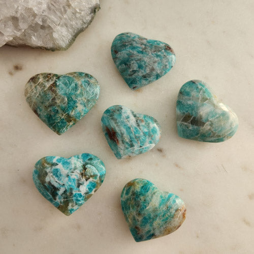 Amazonite Heart (assorted. approx. 3.3-4.1x3.9-4.8cm)