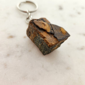 Gold Tiger's Eye Rough Rock Keyring 