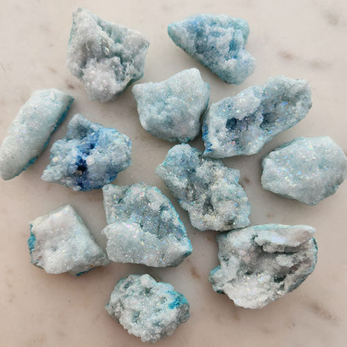 Aqua Blue Quartz Geode Piece (lasered. assorted. approx.4-6.1x3.1-5.3cm)