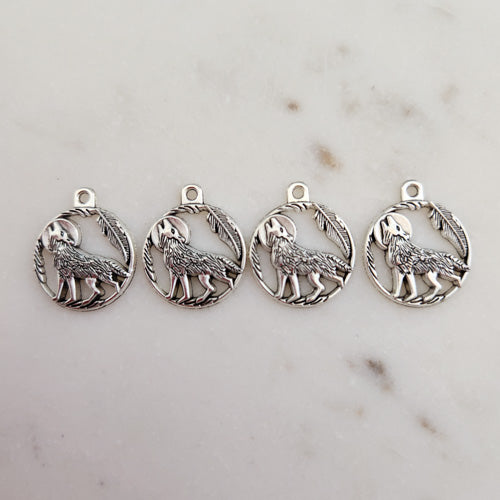 Wolf Pendant (silver metal)