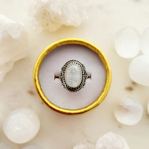 Moonstone Ring (sterling silver)