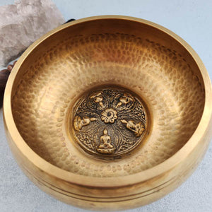 Singing Bowl with Buddhas Engraved in the Bowl