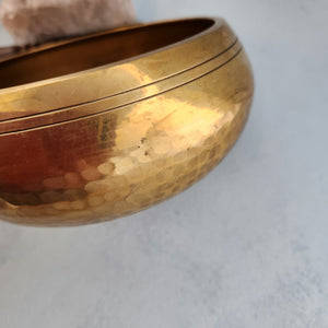 Singing Bowl with Buddhas Engraved in the Bowl