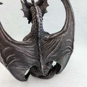 Dragon Holding Skull Tealight 