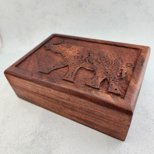 Carved Box with Elephant Mandala Design (wood, approx. 17.5x12.5x6cm)