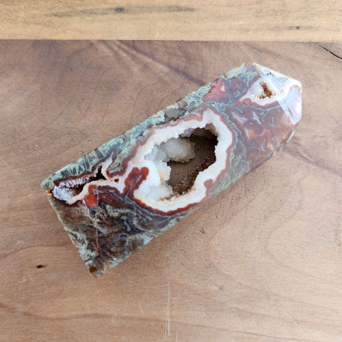 Agate Geode Point (approx. 9.5x3x2cm)