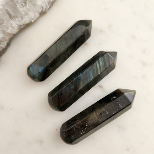 Labradorite Faceted Wand (assorted. approx. 7.1x1.8cm)