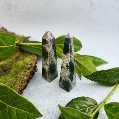 Fuschite Obelisk (assorted. approx. 7.2-7.4x1.8x1.7-1.8cm)