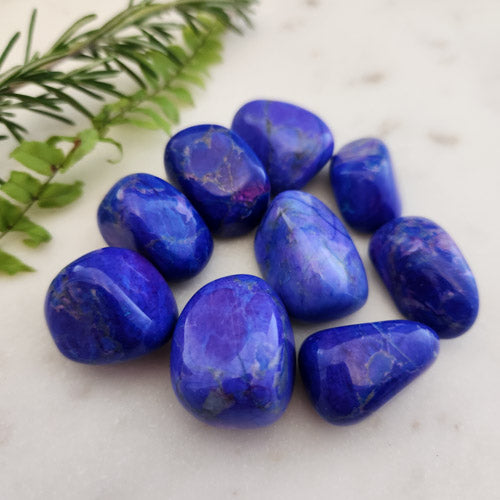 Bluey/Pinky Purple Dyed Howlite Tumble (assorted)