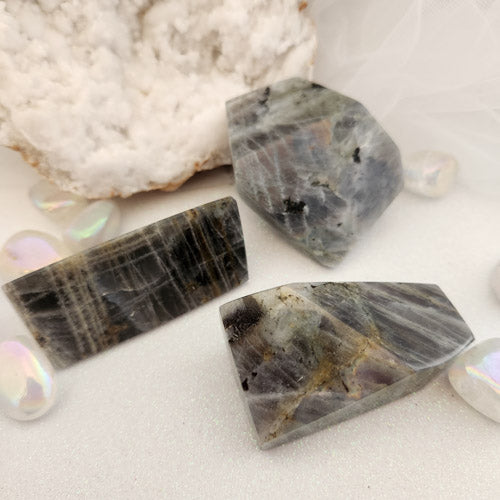 Labradorite Polished Free Form with Purple Hue (assorted. approx. 7-7.7x3.5-5.2cm)