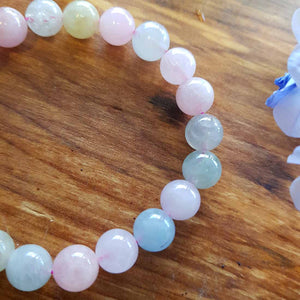 Morganite & Aquamarine Bracelet. (assorted approx. 9mm round beads)