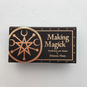 Making Magic Mini Inspiration Cards boxed set – front cover with inspirational card deck design
